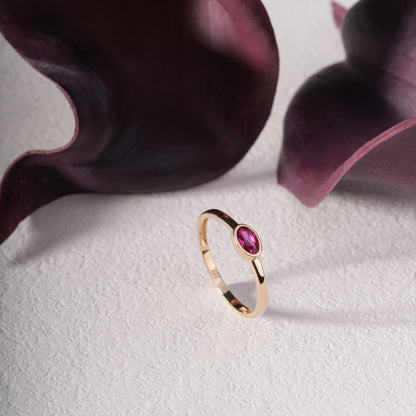 14K Solid Gold Oval Vintage Ring with Lab-Created Ruby – Fine Gold Gift Ring, Anniversary & Engagement
