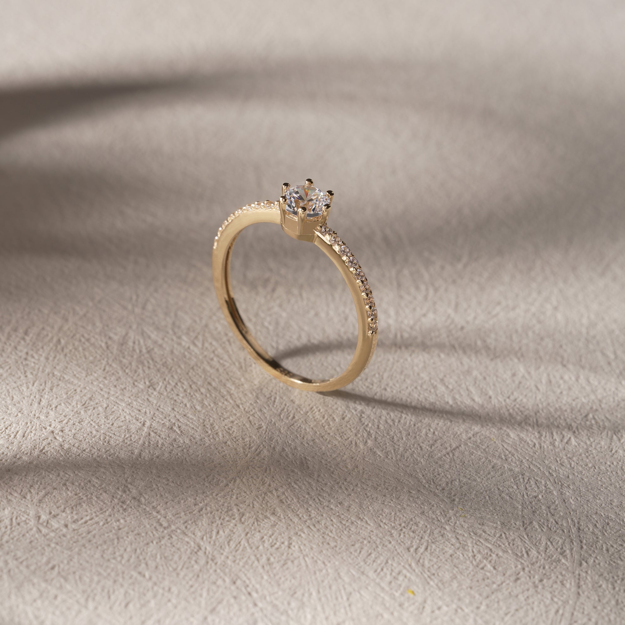 14K Solid Gold Vintage-Inspired Engagement Ring – Round Center Stone with Half-Set Accent Zirconia for Proposal & Wedding