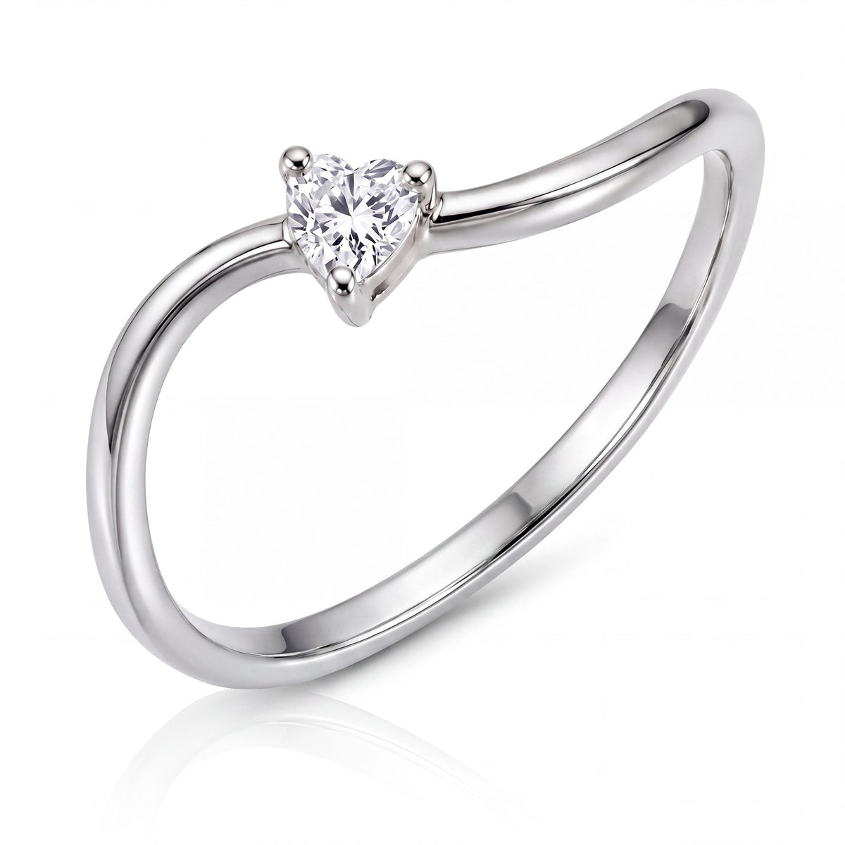 14K gold heart-shaped ring, product photo