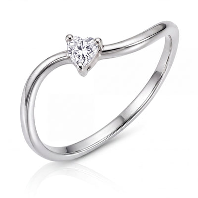 14K gold heart-shaped ring, product photo