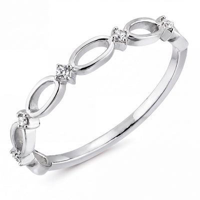 14K white gold infinity ring, open oval links alternating with small clear stones, close-up on white