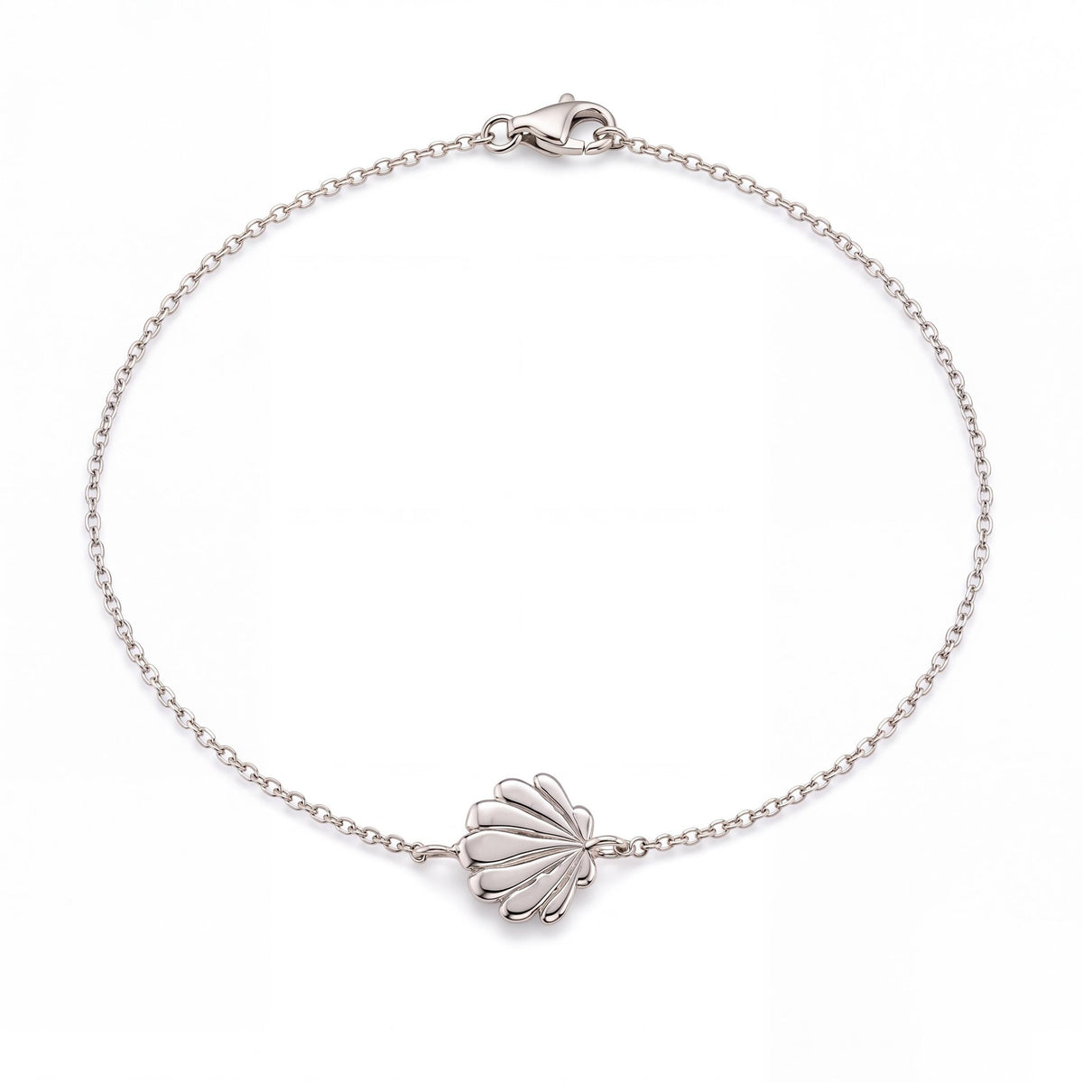 14K gold seashell bracelet, product photo